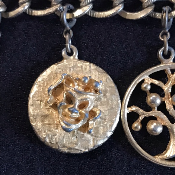 VINTAGE CHARM BRACELET - Picture 7 of 8